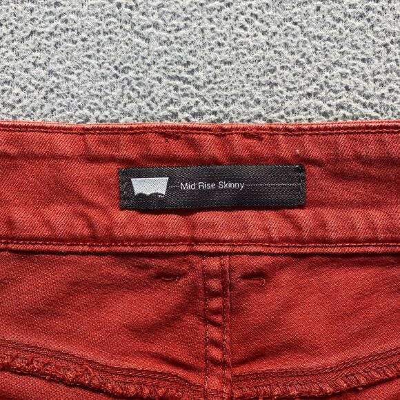 Levis Womens Jeans Mid Rise Skinny Size 16 M Red Pants Pockets Stretch - Picture 4 of 13